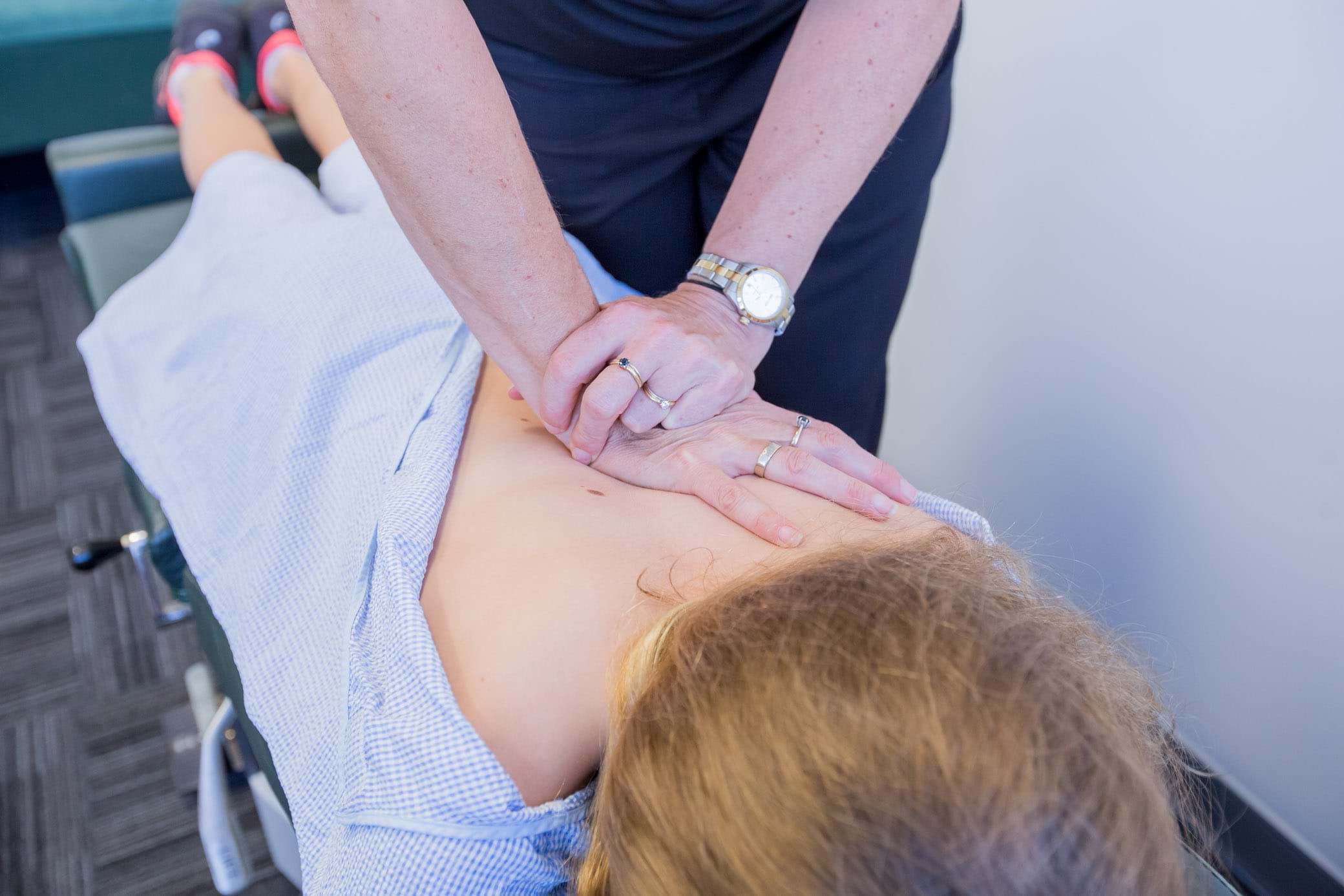 Gonstead chiropractic|Manual manipulation